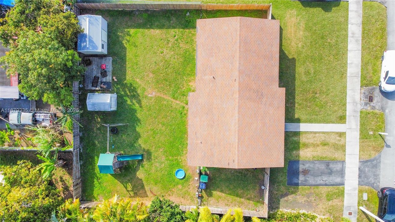 Recently Sold: $517,777 (3 beds, 1 baths, 1200 Square Feet)