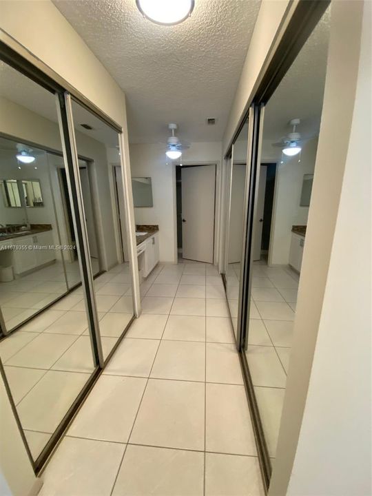 En Venta: $330,000 (2 camas, 2 baños, 1148 Pies cuadrados)