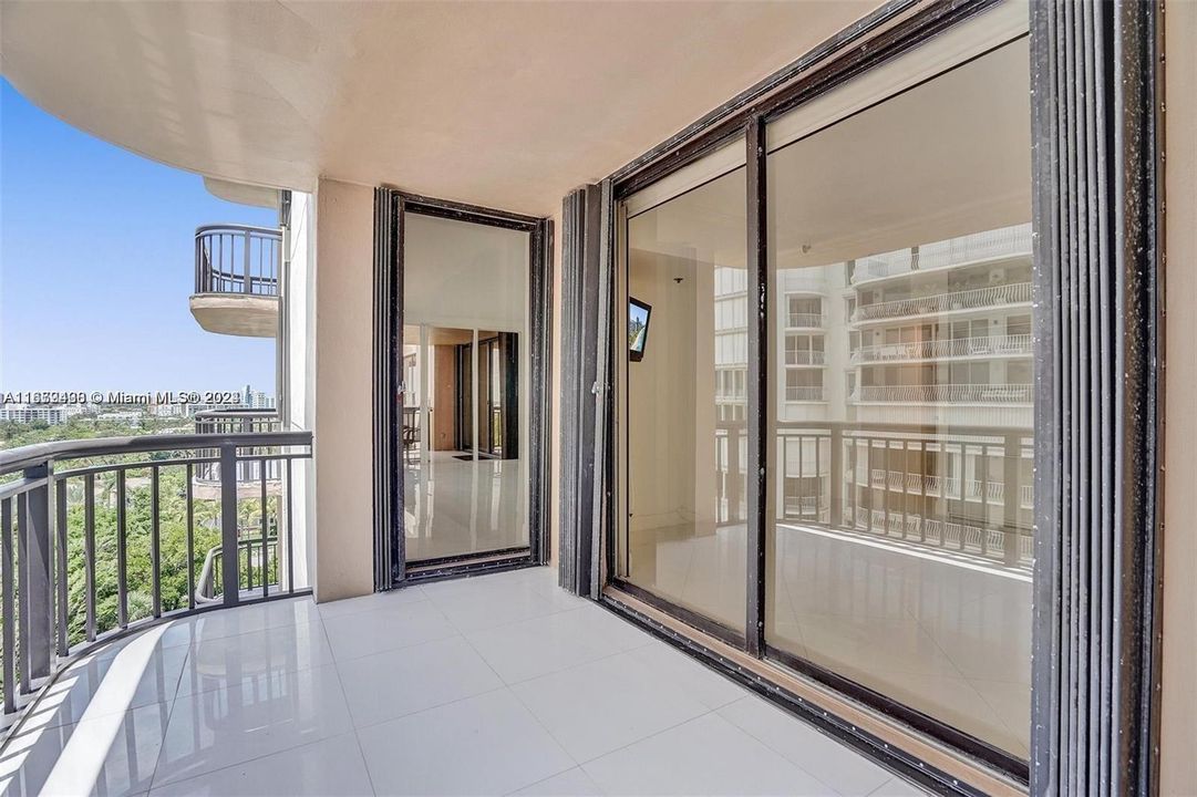 En Venta: $1,395,000 (2 camas, 2 baños, 2018 Pies cuadrados)