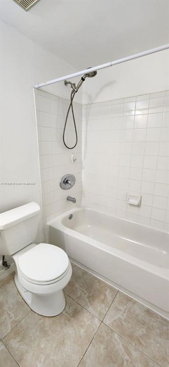 For Rent: $1,750 (1 beds, 1 baths, 784 Square Feet)