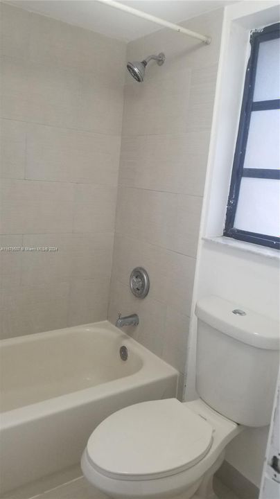 For Sale: $334,000 (2 beds, 2 baths, 1040 Square Feet)