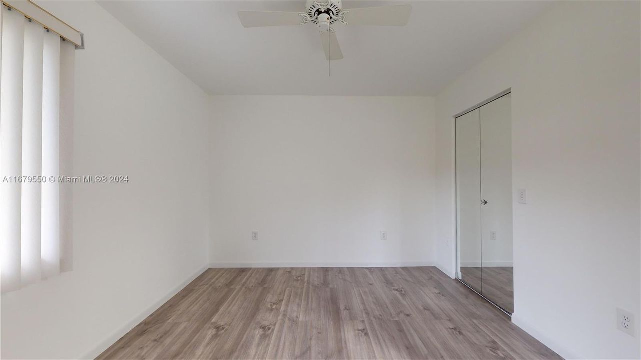 For Sale: $240,000 (2 beds, 2 baths, 1137 Square Feet)