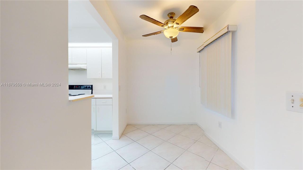 For Sale: $240,000 (2 beds, 2 baths, 1137 Square Feet)