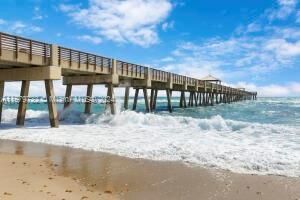 Juno Beach Pier