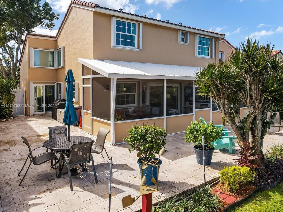 For Sale: $579,900 (3 beds, 2 baths, 1529 Square Feet)