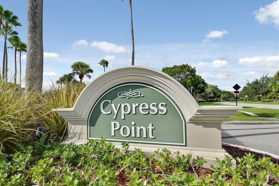 Cypress Point in PGA National, a community "that is harmonious with its surrounding native Florida habitat and that preserves and protects the property, its wildlife, its value and its residents"(--PGA National website)