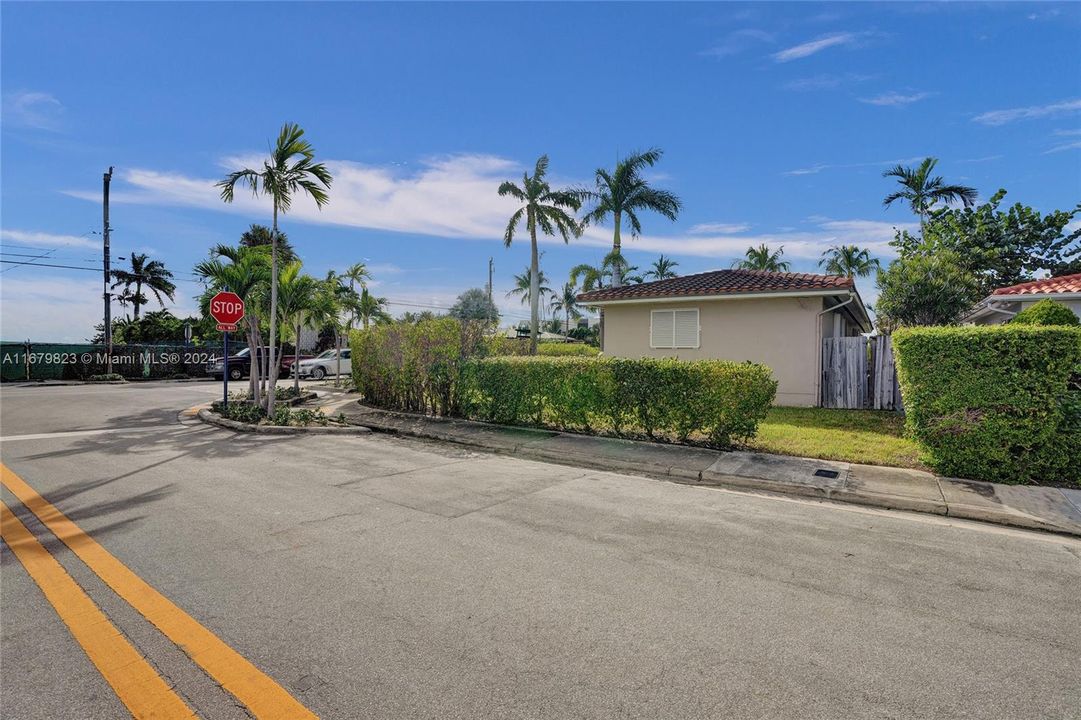 For Sale: $1,190,000 (3 beds, 2 baths, 2032 Square Feet)