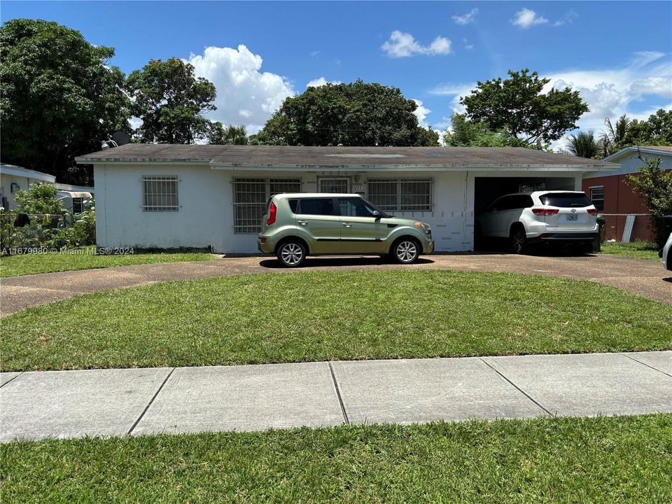 For Sale: $390,000 (3 beds, 2 baths, 1408 Square Feet)