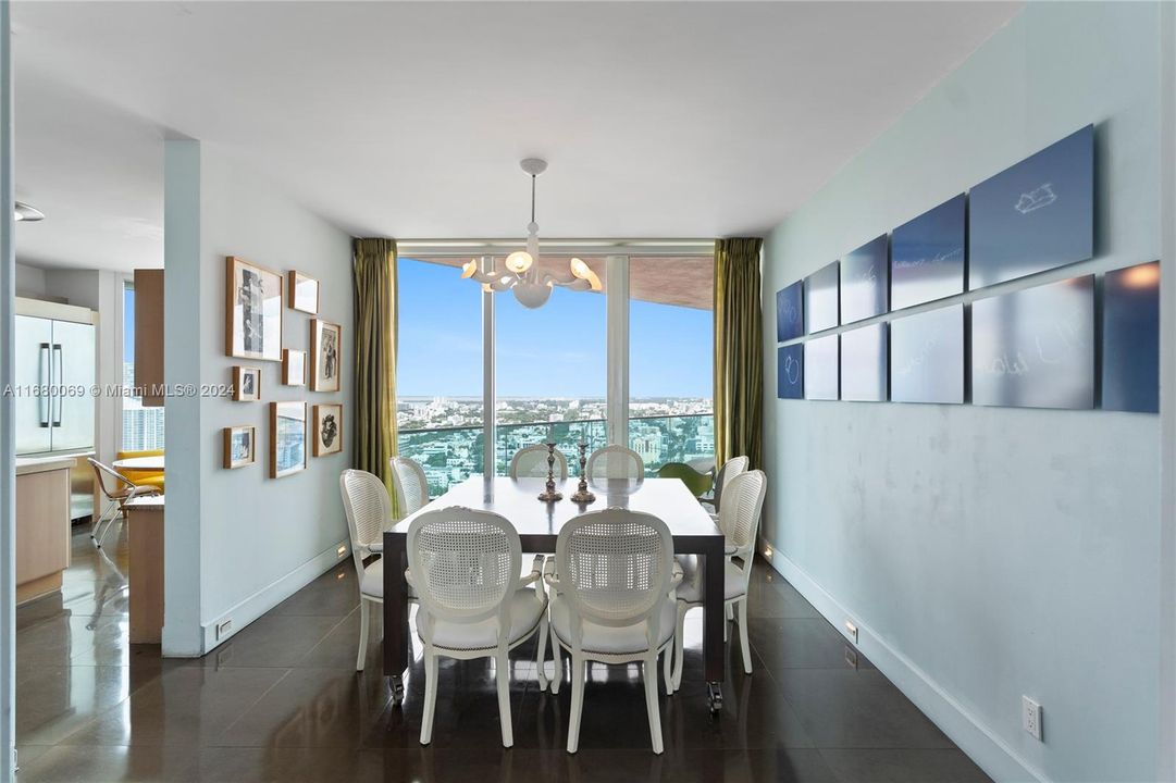 For Sale: $3,150,000 (2 beds, 2 baths, 1960 Square Feet)