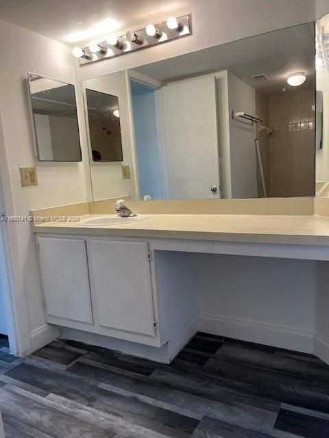 Recently Rented: $1,875 (1 beds, 1 baths, 804 Square Feet)