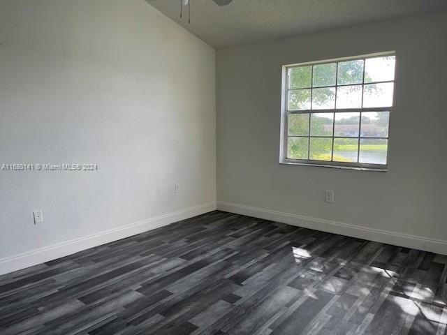 Recently Rented: $1,875 (1 beds, 1 baths, 804 Square Feet)