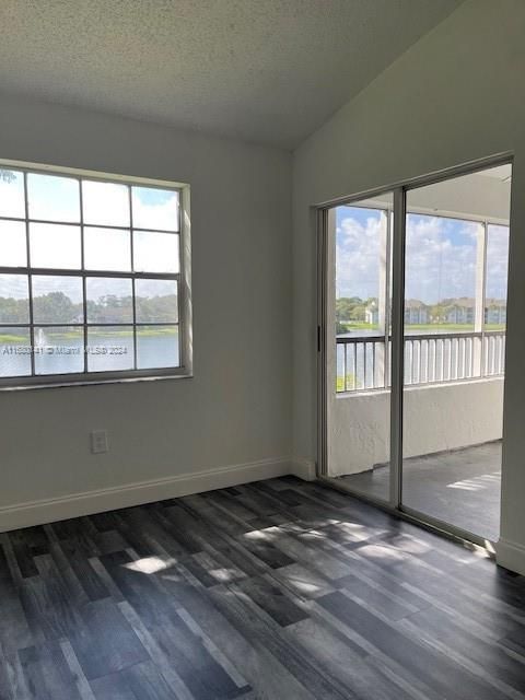 Recently Rented: $1,875 (1 beds, 1 baths, 804 Square Feet)