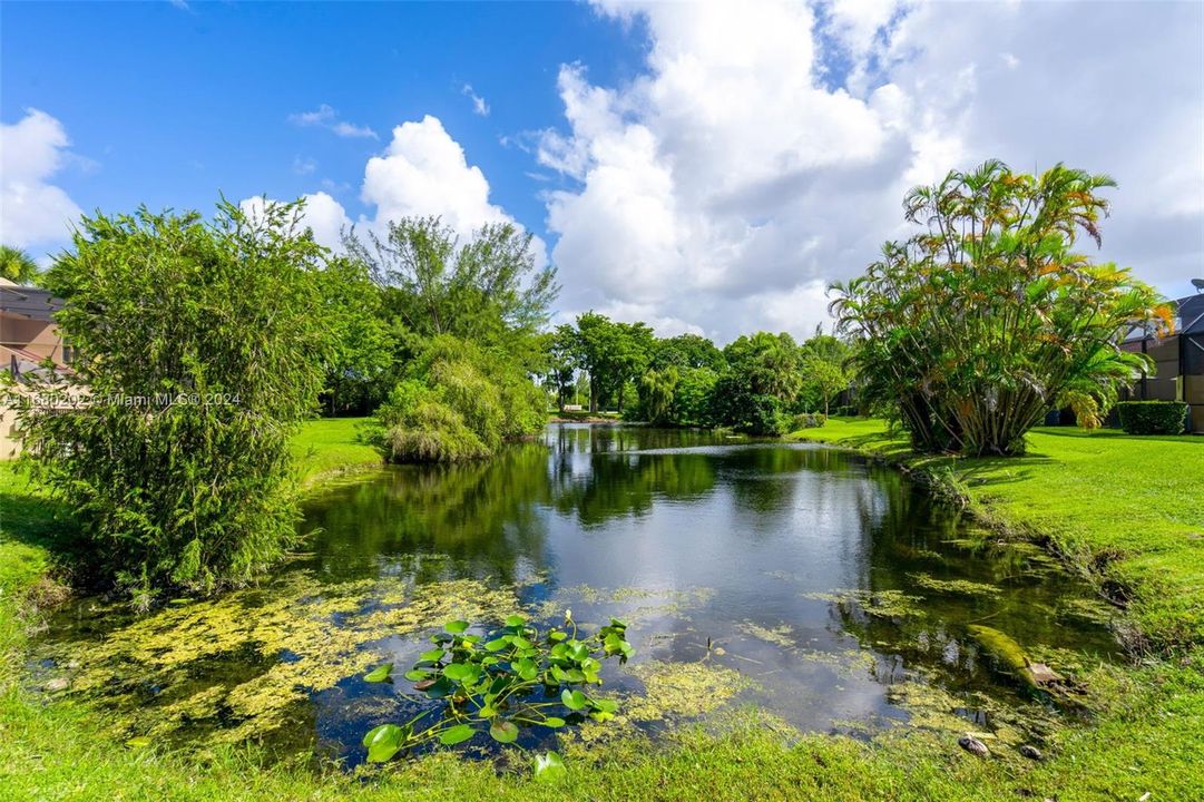 For Sale: $650,000 (2 beds, 2 baths, 1983 Square Feet)