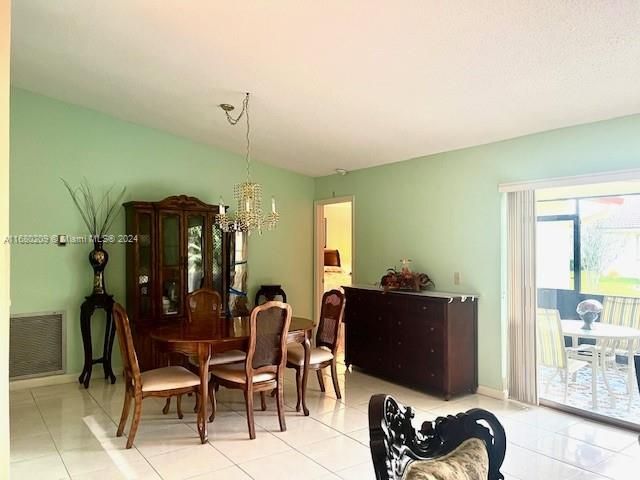 For Sale: $439,000 (2 beds, 2 baths, 1406 Square Feet)