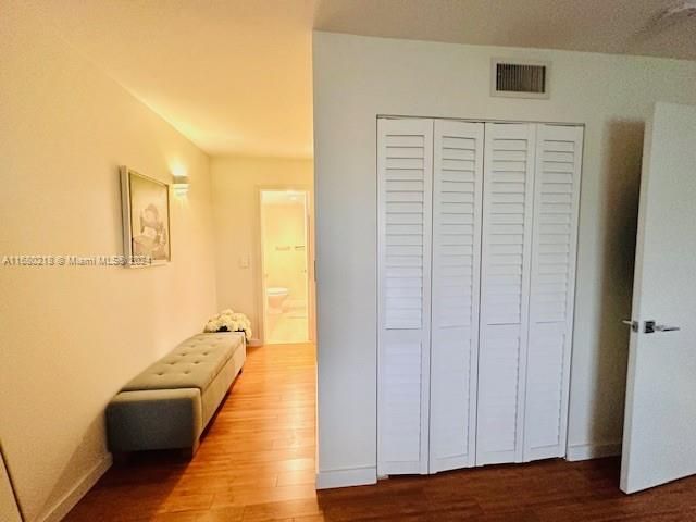 For Rent: $1,875 (1 beds, 1 baths, 741 Square Feet)