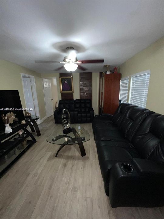 For Sale: $95,000 (3 beds, 2 baths, 3353 Square Feet)