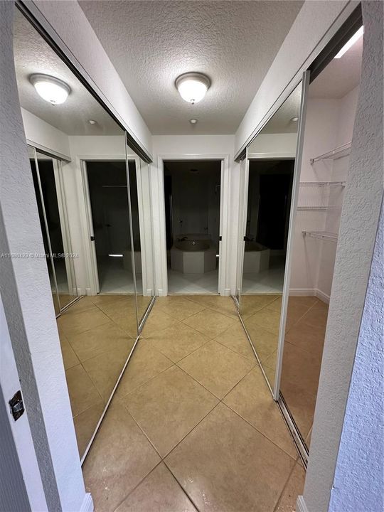 Recently Rented: $3,600 (3 beds, 2 baths, 1950 Square Feet)