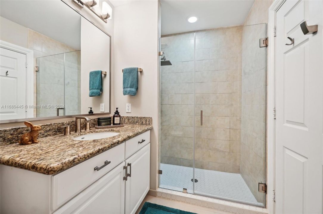 For Sale: $649,000 (2 beds, 2 baths, 1343 Square Feet)