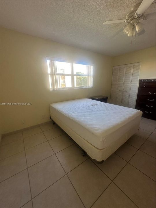 For Sale: $260,000 (2 beds, 2 baths, 1144 Square Feet)