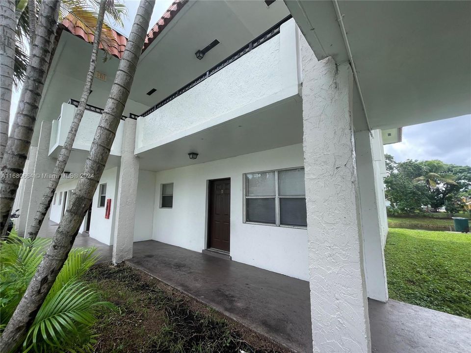 En Venta: $175,000 (2 camas, 1 baños, 990 Pies cuadrados)