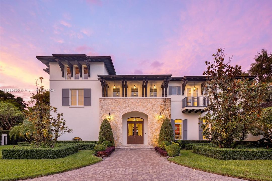 For Sale: $9,495,000 (7 beds, 6 baths, 9729 Square Feet)