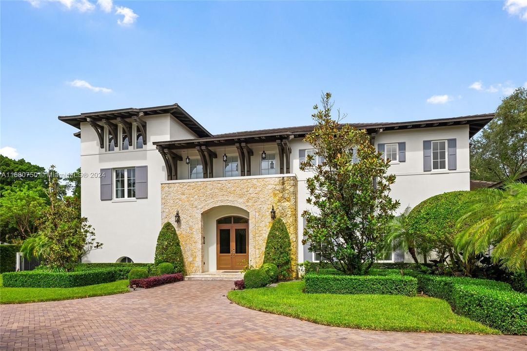 For Sale: $9,495,000 (7 beds, 6 baths, 9729 Square Feet)