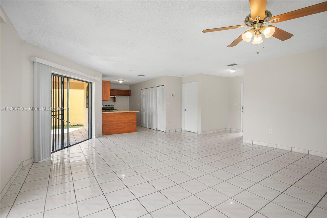 For Sale: $529,900 (4 beds, 2 baths, 1435 Square Feet)