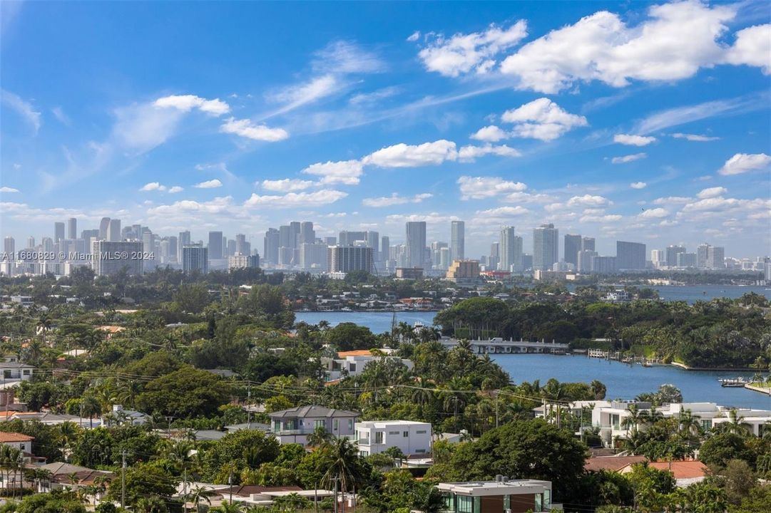 For Sale: $7,850,000 (3 beds, 4 baths, 3128 Square Feet)