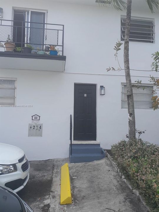 Recientemente alquilado: $2,200 (2 camas, 1 baños, 0 Pies cuadrados)