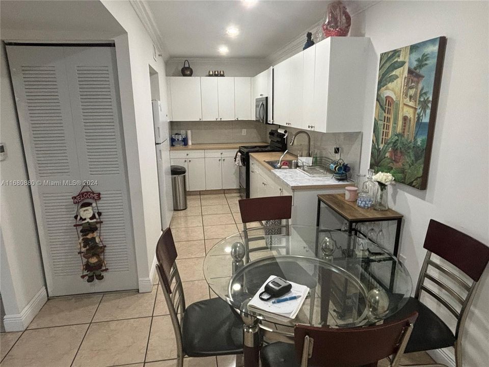 En Venta: $249,000 (2 camas, 1 baños, 754 Pies cuadrados)