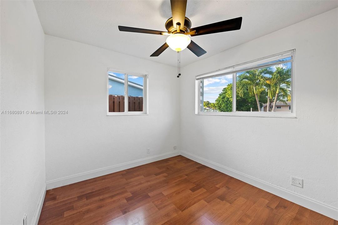 For Sale: $505,500 (3 beds, 2 baths, 1144 Square Feet)