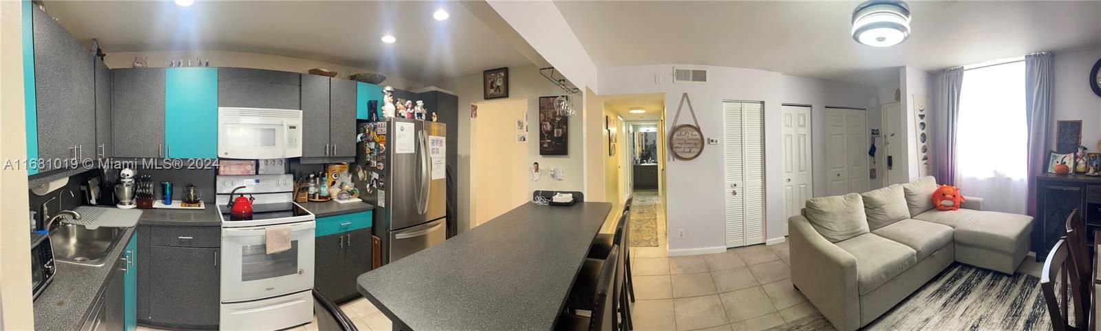 For Sale: $385,000 (2 beds, 2 baths, 1293 Square Feet)