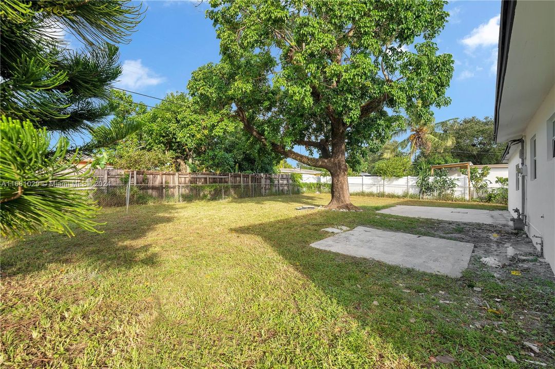 For Sale: $509,999 (3 beds, 2 baths, 1158 Square Feet)