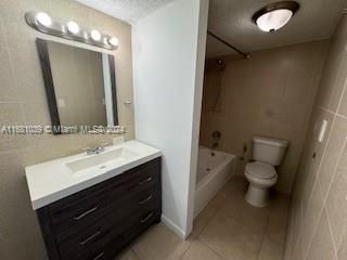 For Sale: $369,900 (2 beds, 2 baths, 988 Square Feet)