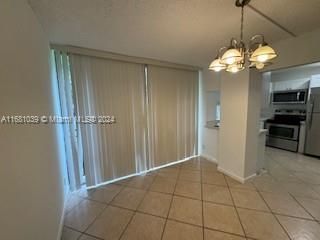 For Sale: $369,900 (2 beds, 2 baths, 988 Square Feet)