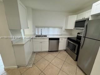 For Sale: $369,900 (2 beds, 2 baths, 988 Square Feet)