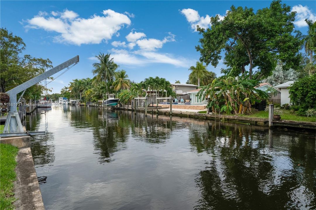 For Sale: $3,000,000 (5 beds, 5 baths, 4203 Square Feet)