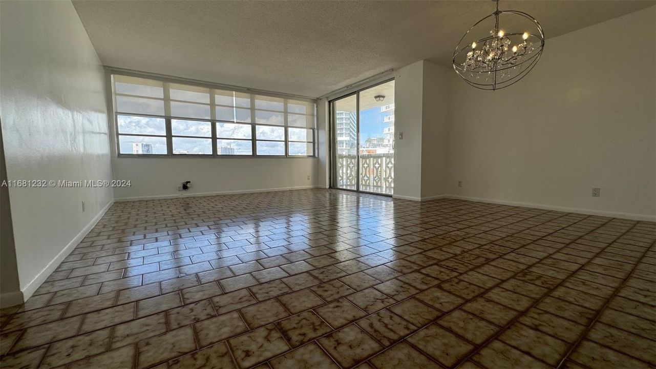 Recently Rented: $2,500 (2 beds, 2 baths, 1176 Square Feet)