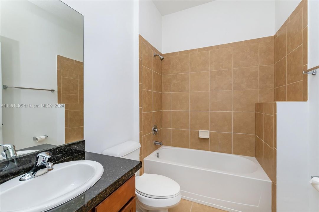 Active With Contract: $3,400 (3 beds, 2 baths, 1743 Square Feet)