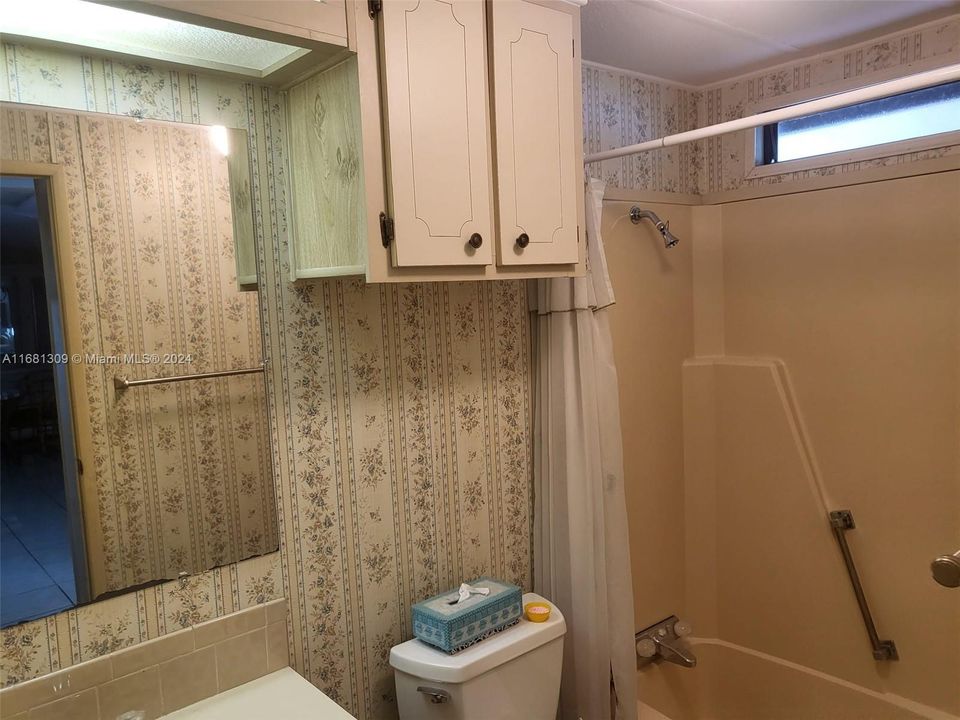 For Sale: $75,000 (3 beds, 2 baths, 11560 Square Feet)