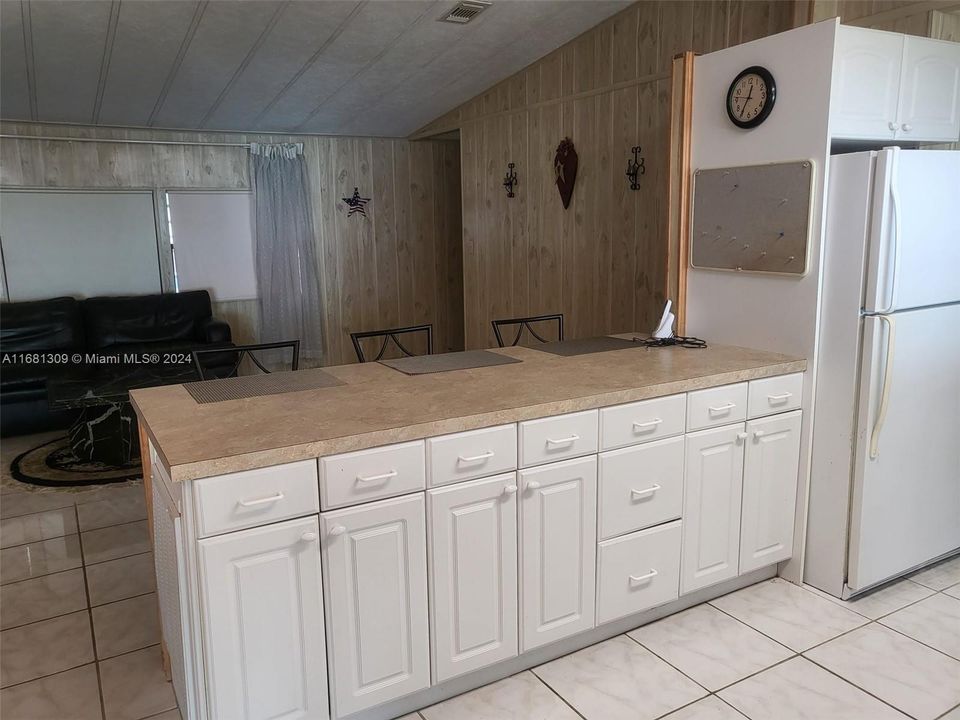 For Sale: $75,000 (3 beds, 2 baths, 11560 Square Feet)