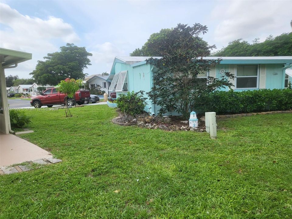 For Sale: $75,000 (3 beds, 2 baths, 11560 Square Feet)