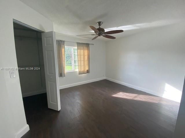 For Rent: $2,625 (2 beds, 1 baths, 906 Square Feet)