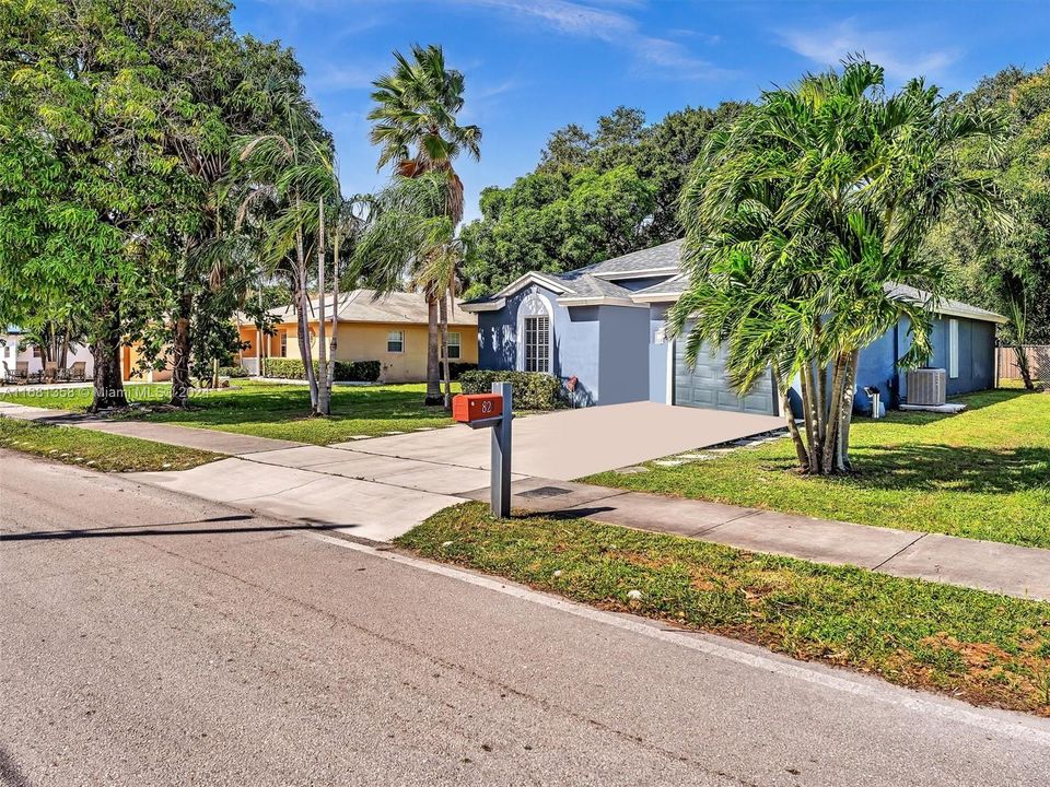 For Sale: $549,900 (4 beds, 2 baths, 1424 Square Feet)