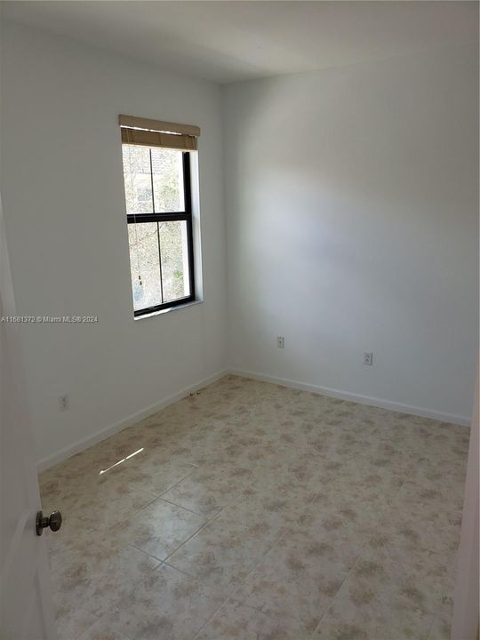 For Rent: $3,400 (3 beds, 2 baths, 1628 Square Feet)