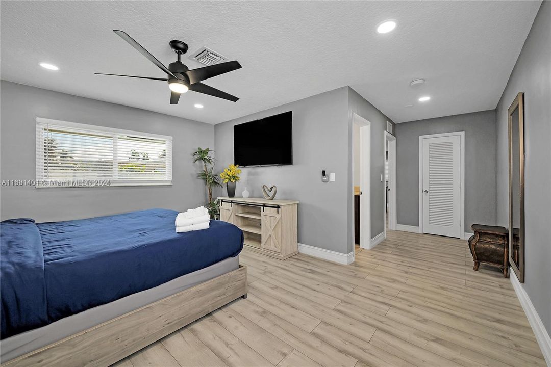 Large Master Bedroom