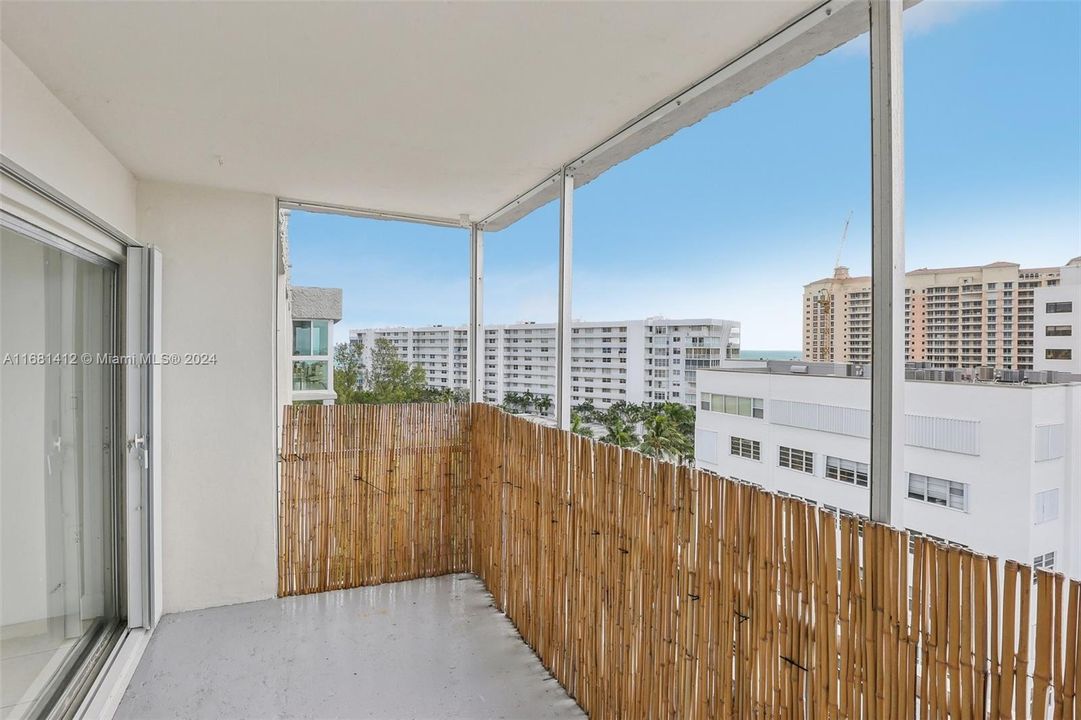 For Sale: $775,000 (2 beds, 2 baths, 1325 Square Feet)