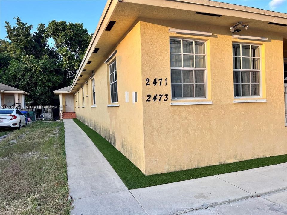 For Rent: $1,550 (0 beds, 1 baths, 2804 Square Feet)