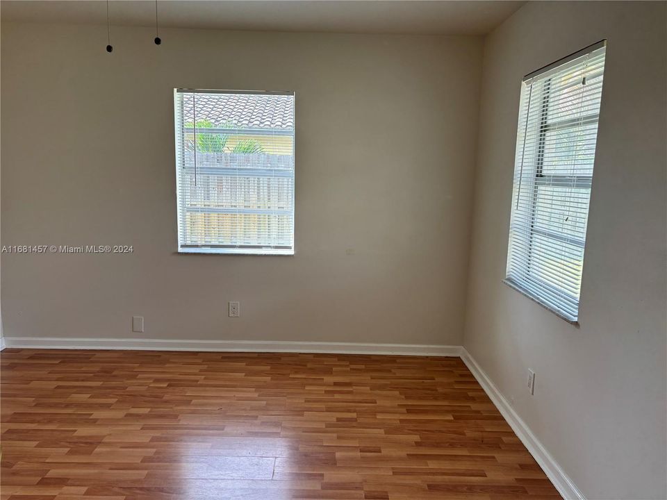 2nd Bedroom