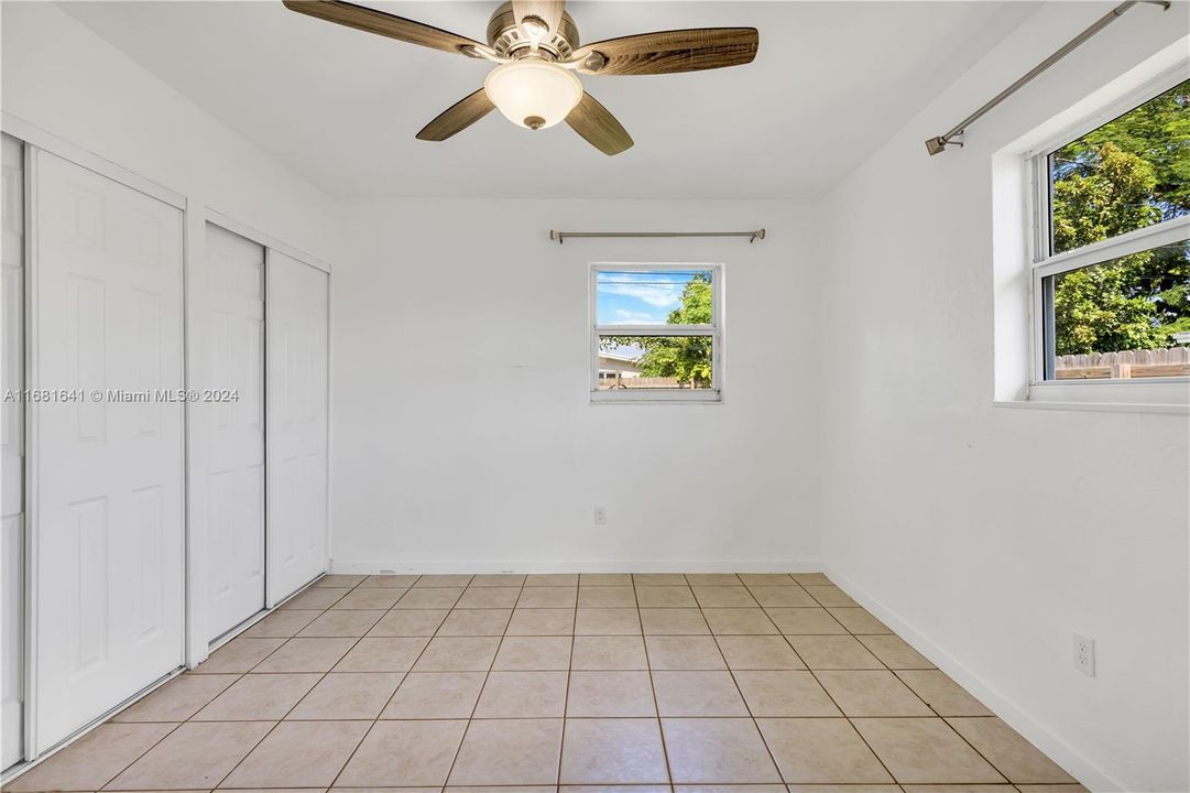 Active With Contract: $2,900 (3 beds, 2 baths, 1458 Square Feet)